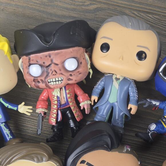 25+ Random Funko Pops - Out Of Box - As-is - Picture 10 of 14